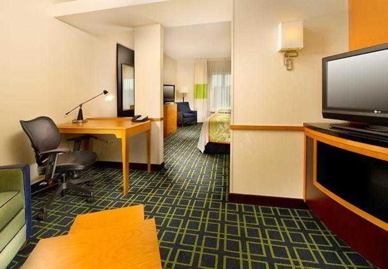 Fairfield Inn And Suites Cleveland Camera foto