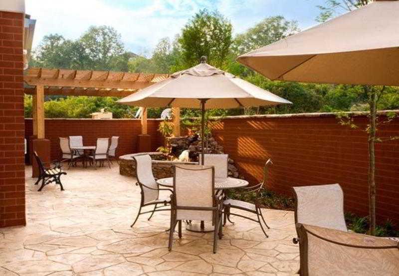 Fairfield Inn And Suites Cleveland Ristorante foto
