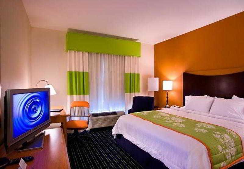 Fairfield Inn And Suites Cleveland Camera foto